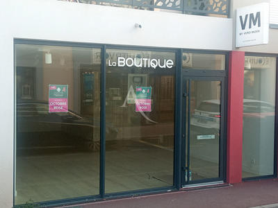 Local commercial - 75 m² - 1 pièce