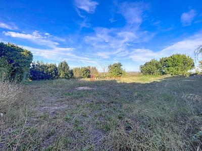 Terrain constructible - 886 m²