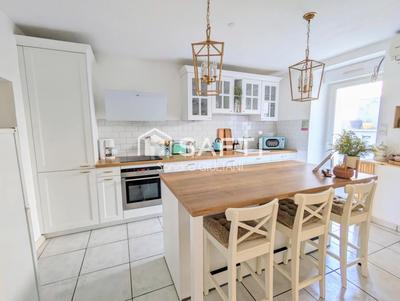 Maison - 155 m² - 6 pièces