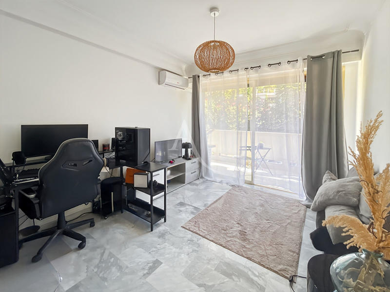 Appartement - 110 m² - 4 pièces