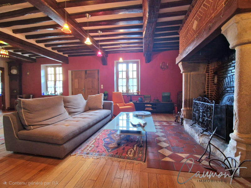 Maison - 210 m² - 8 pièces