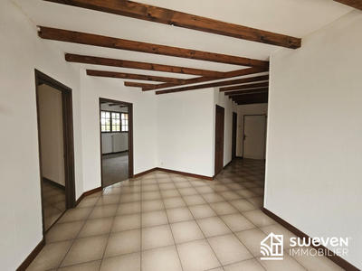 Maison - 323 m² - 7 pièces