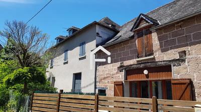 Maison - 150 m² - 9 pièces