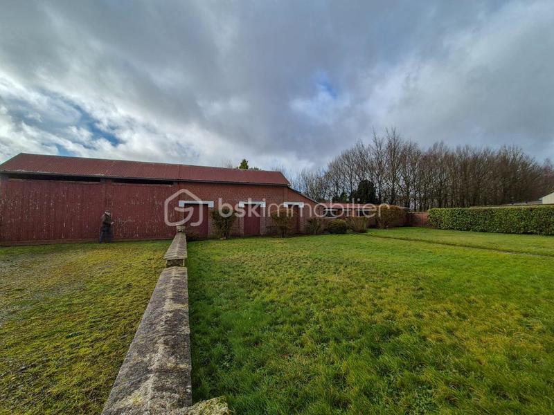 Maison - 205 m² - 8 pièces