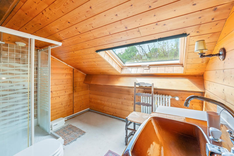 Maison - 197 m² - 7 pièces