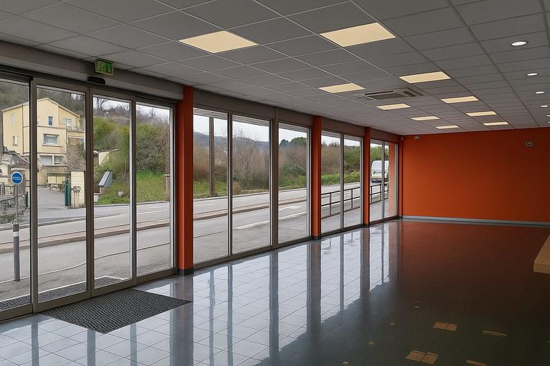 Local d'activités - 200 m²