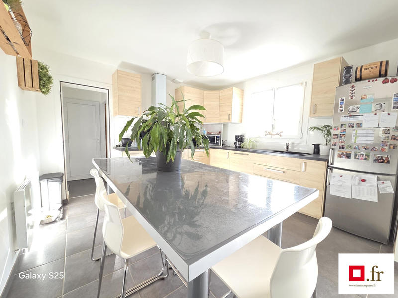 Maison - 98 m² - 5 pièces