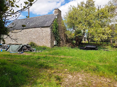 Terrain constructible - 2 138 m²