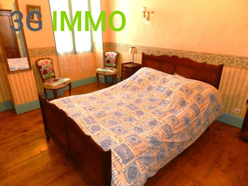 Maison de maîtres - 217 m² - 10 pièces