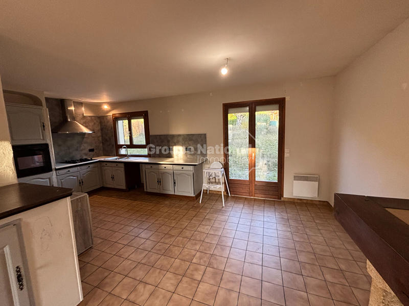 Maison - 86 m² - 6 pièces