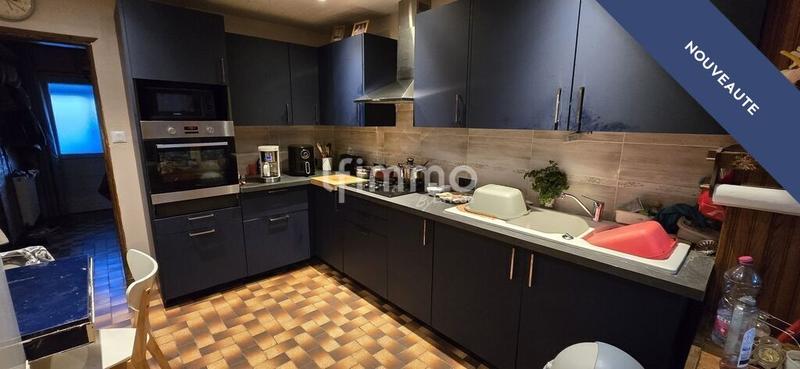 Maison - 95 m² - 4 pièces