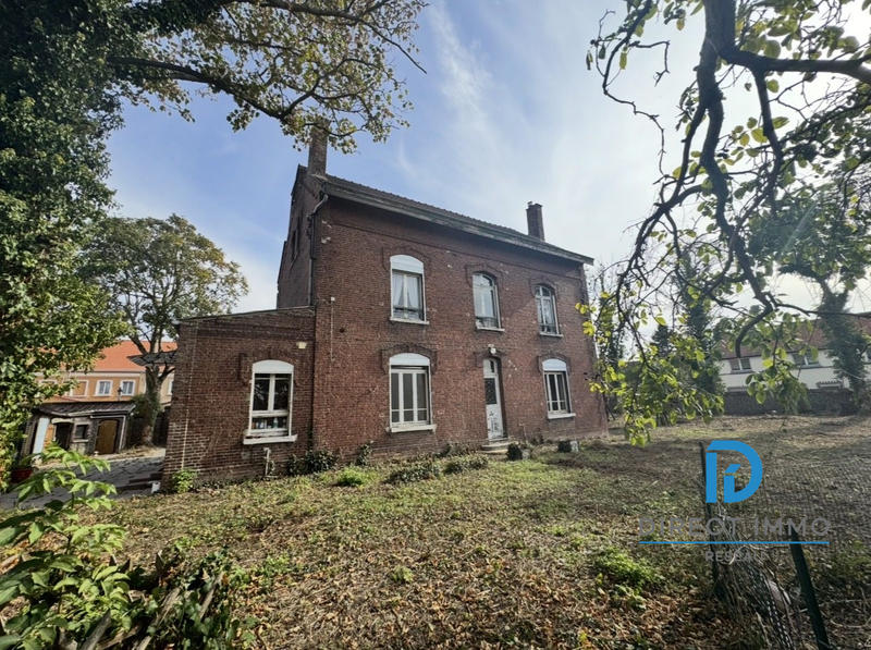 Maison - 200 m² - 10 pièces