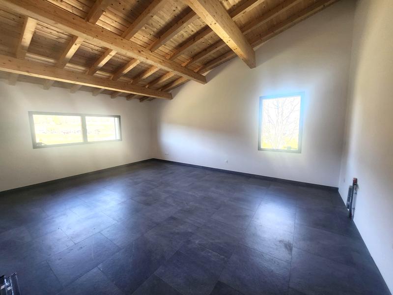 Appartement - 77 m² - 3 pièces