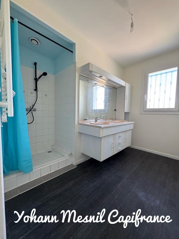 Maison - 120 m² - 8 pièces