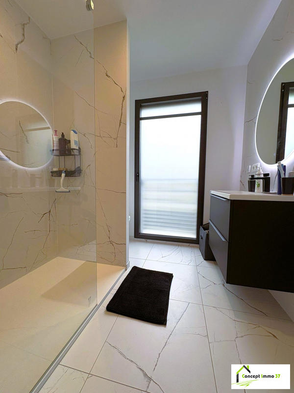 Maison contemporaine - 171 m² - 6 pièces