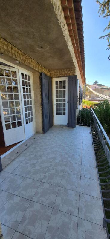 Appartement - 99 m² - 4 pièces