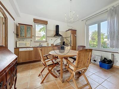 Maison - 151 m² - 6 pièces