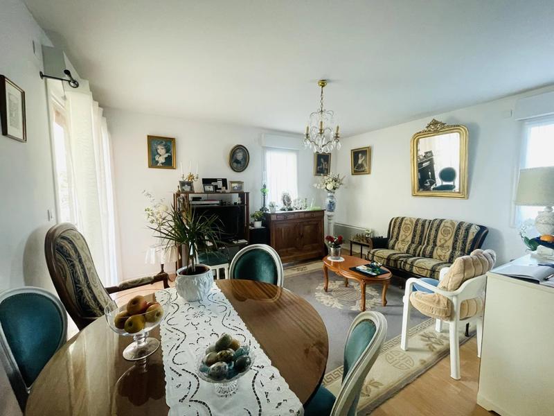 Appartement - 67 m² - 3 pièces