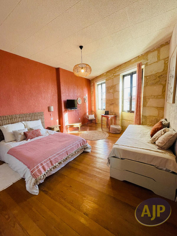 Maison bourgeoise - 323 m² - 12 pièces