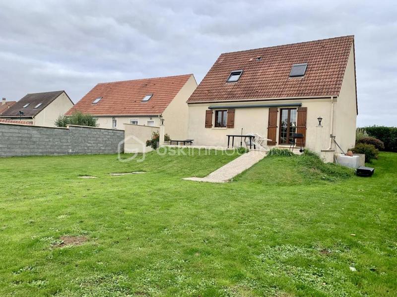 Maison traditionnelle - 105 m² - 6 pièces