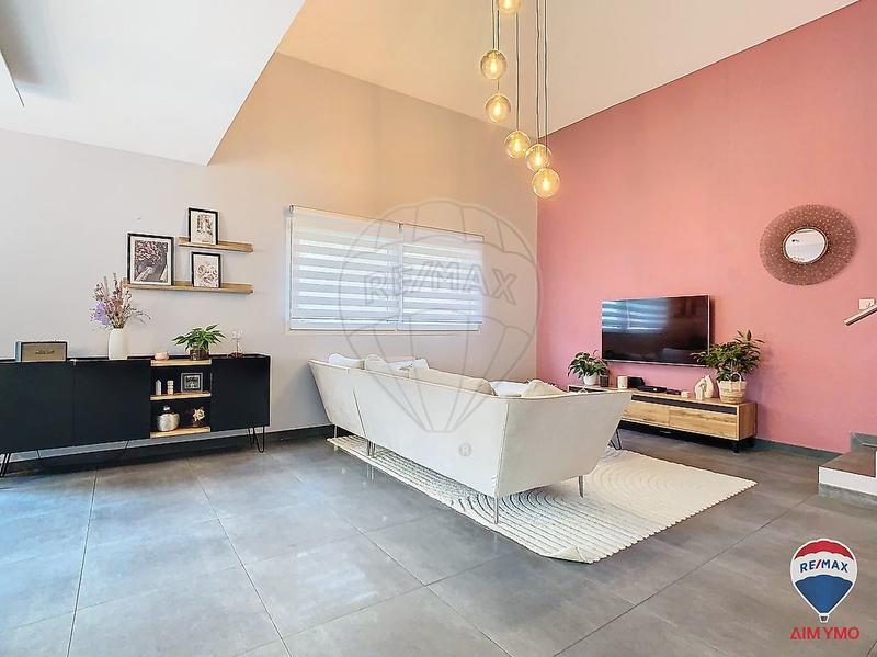 Maison - 170 m² - 8 pièces