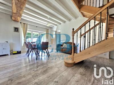 Maison - 141 m² - 7 pièces