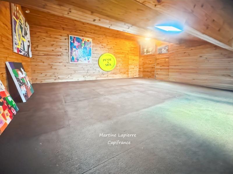 Maison de village - 220 m² - 6 pièces