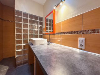 Maison - 202 m² - 6 pièces