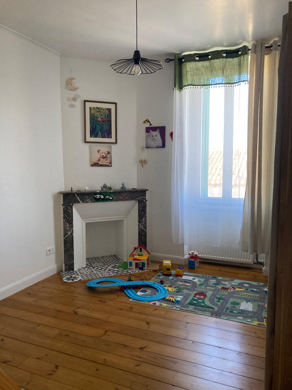 Maison - 198 m² - 4 pièces