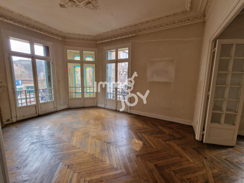 Appartement - 144 m² - 4 pièces