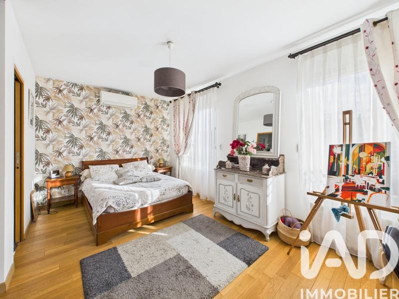 Maison - 120 m² - 6 pièces