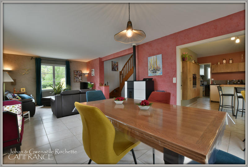 Maison - 140 m² - 8 pièces