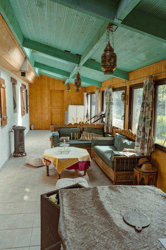 Maison - 183 m² - 7 pièces