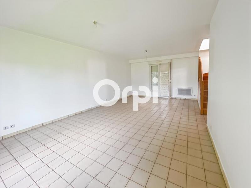 Maison - 104 m² - 4 pièces