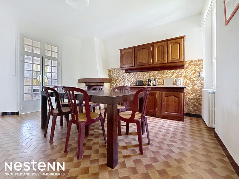 Maison - 184 m² - 7 pièces