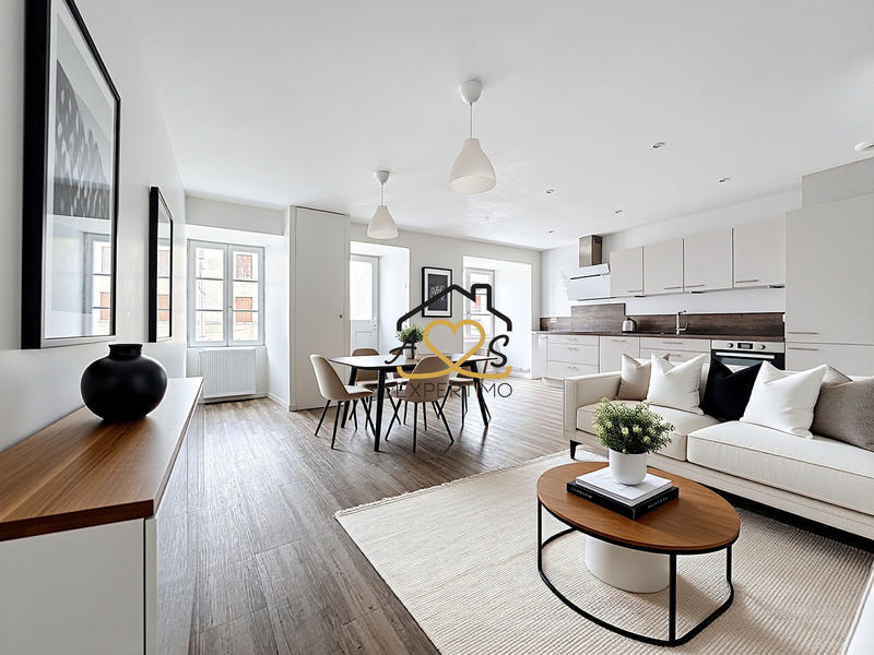 Maison - 110 m² - 6 pièces