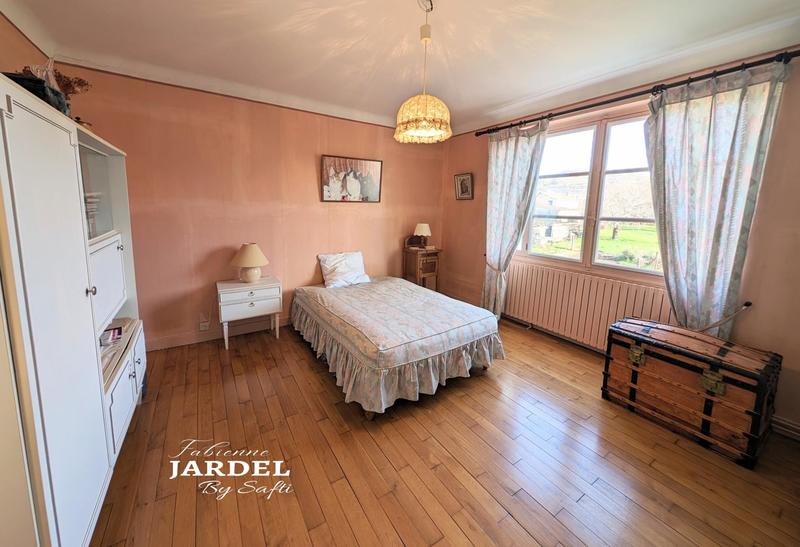 Maison - 162 m² - 6 pièces