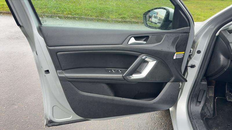 Peugeot 308 1.2 PureTech 130 Feline