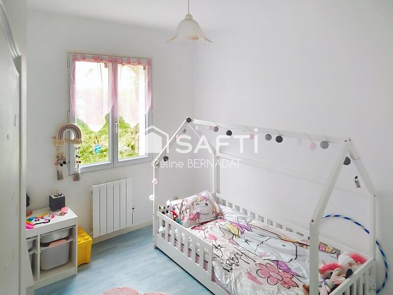 Maison - 90 m² - 4 pièces