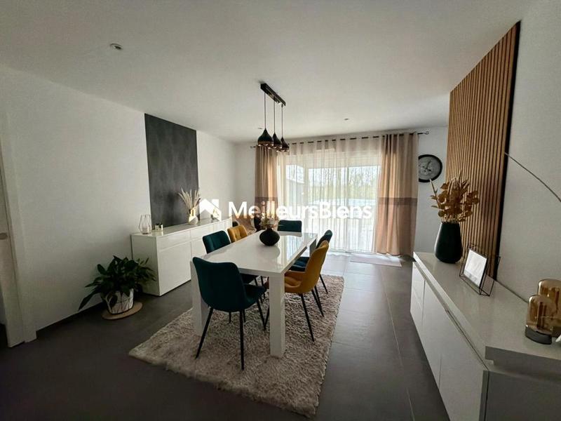 Pavillon - 121 m² - 6 pièces