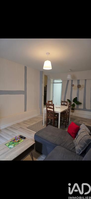 Maison de ville - 104 m² - 5 pièces