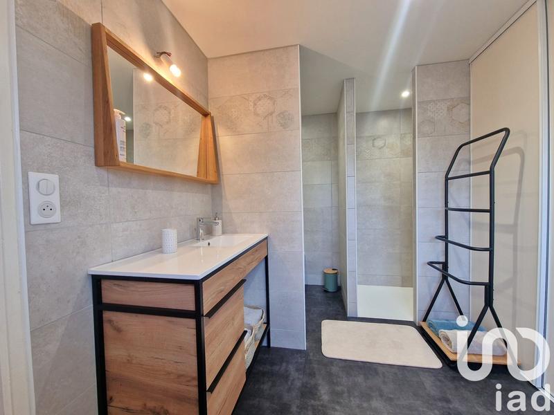 Maison - 200 m² - 7 pièces