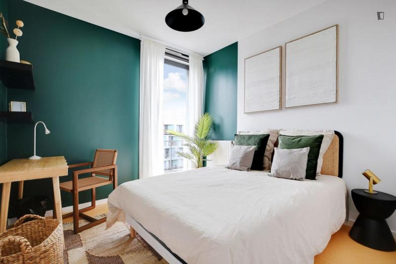 Chambre - 10 m² - 4 pièces