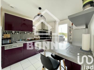 Maison - 102 m² - 4 pièces