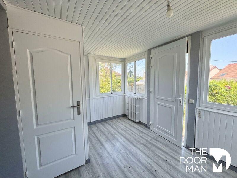 Maison - 93 m² - 4 pièces