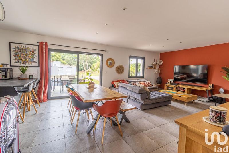 Maison - 136 m² - 6 pièces