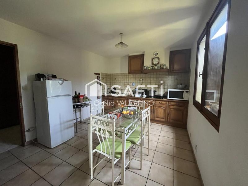 Maison - 170 m² - 6 pièces