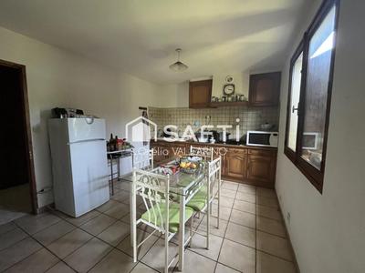 Maison - 170 m² - 6 pièces