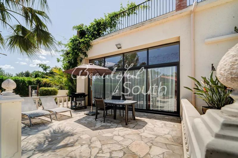 Gîte - 765 m² - 27 pièces