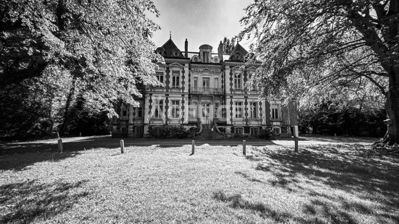 Château - 550 m² - 17 pièces